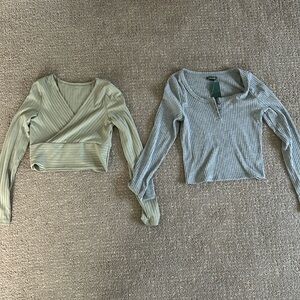 2 long sleeve tops size xs